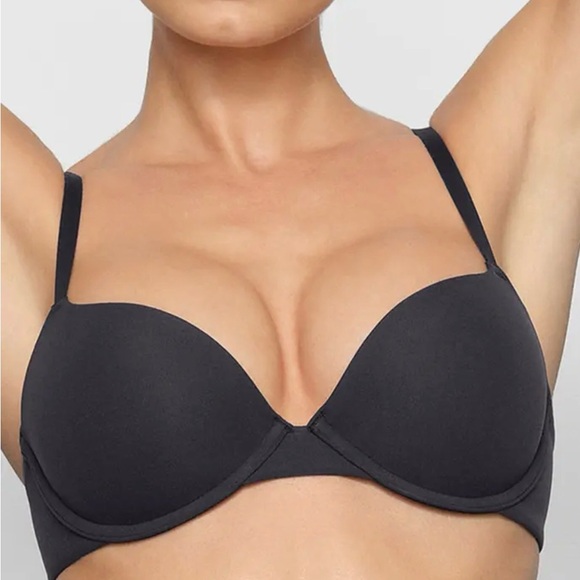 SKIMS Fits Everybody Demi Pushup - Picture 1 of 6